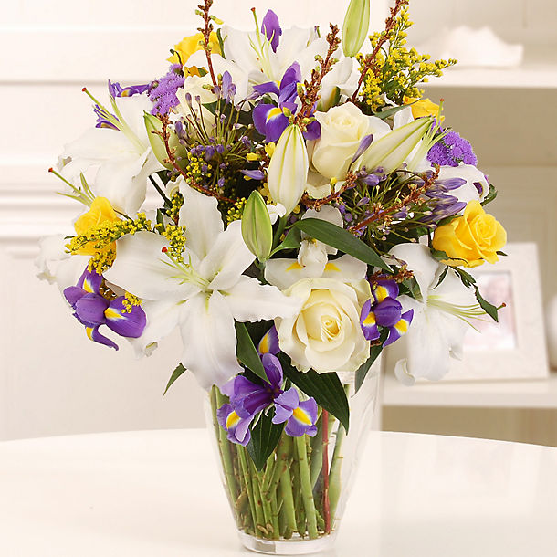 Country Delight Bouquet with free express delivery image(1)