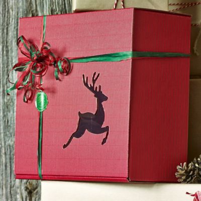 Medium Reindeer Gift Box image(2)