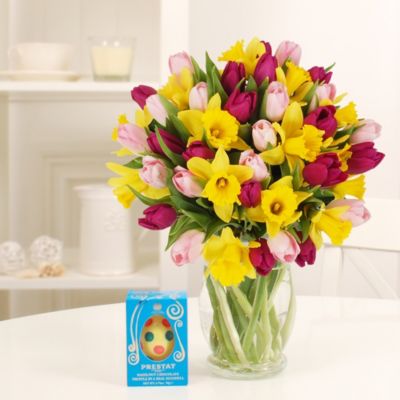 Easter Bouquet Gift Box With Free Express Delivery image(1)