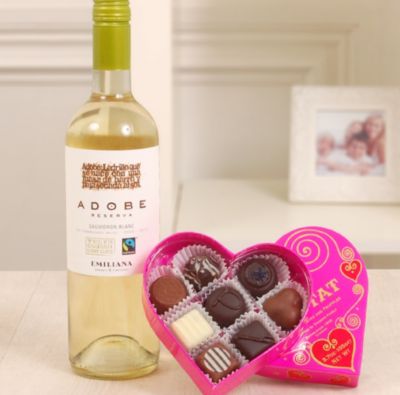 Hearts and Flowers Gift Set with Free Express Delivery image(3)