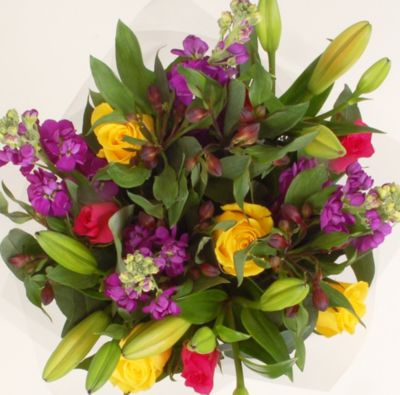 Happy Birthday Gift Set With Free Express Delivery image(2)