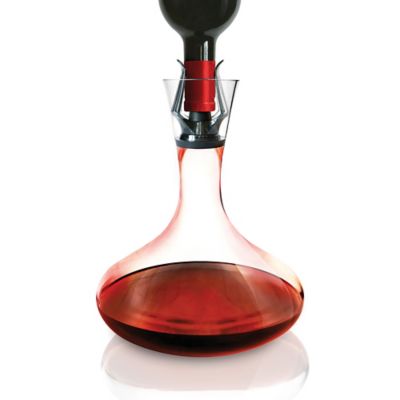 Le Creuset® Vitesse Aerating Fountain image(1)