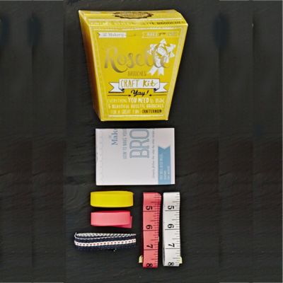 Make Your Own Rosette Brooches image(2)