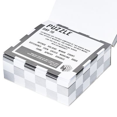 Lagoon Lateral Thinking A Day - 365 Puzzles in a Desktop Block image(3)