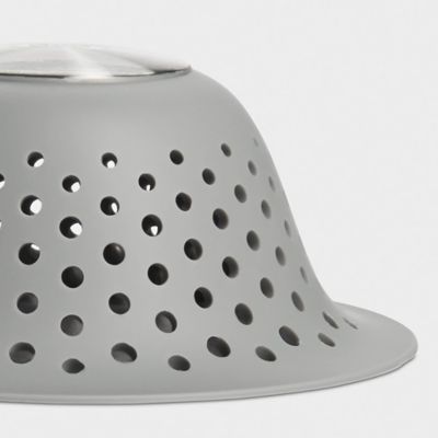 OXO Good Grips Silicone Shower & Tub Drain Protector 11cm Dia. - (Image 4)