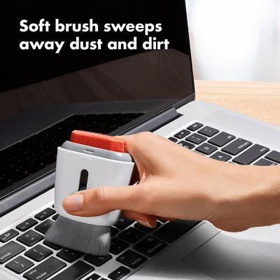 Oxo Sweep & Swipe Laptop Cleaner image(3)