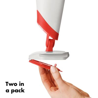 OXO Microfibre Spray Mop with Slide-out Scrubber image(3)