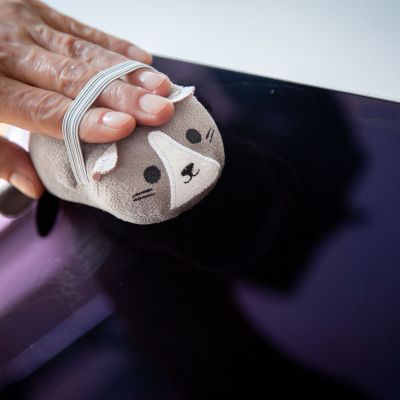 Kikkerland Cat Microfibre Screen Cleaner image(2)
