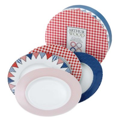 Nostalgia Collection 4 Side Plates image()