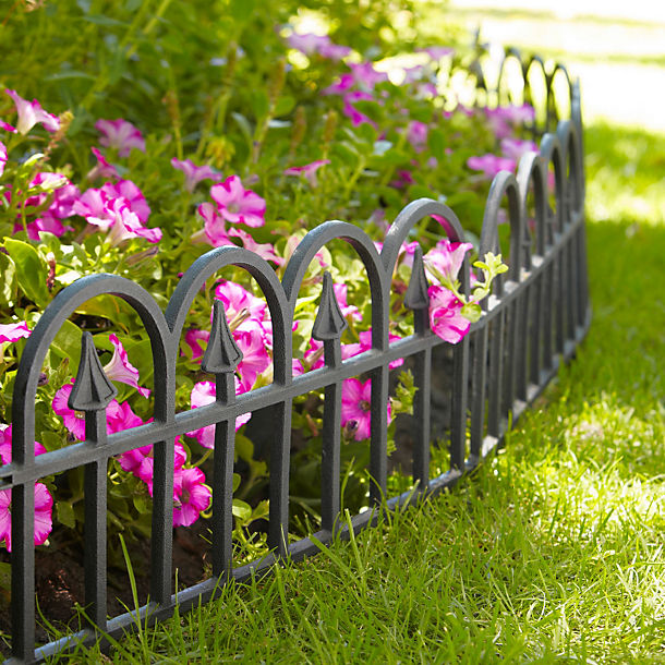 Decorative Mini Fence image()