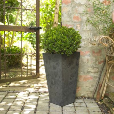 Artstone Planter image()