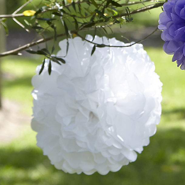 3 Paper Party Hanging Garden Pompoms - Ivory image()