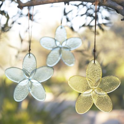 2 Hanging Glass Daisies image()