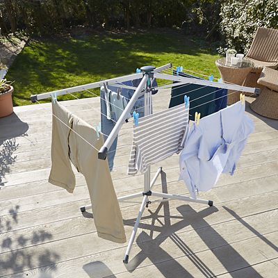 Leifheit LinoPop-Up 140 Portable Rotary Airer with Protective Cover image(5)