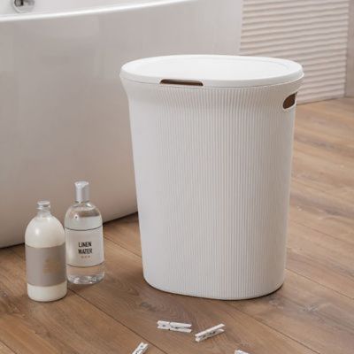 Tatay Laundry Hamper White 40L image(2)