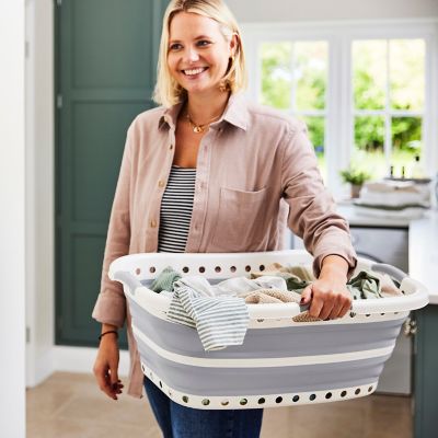 Lakeland Collapsible Hipster Laundry Basket 37L image(3)