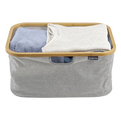 Laundry store basket folding