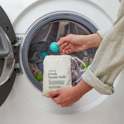 8 Dolly Washing Balls with Cotton Bag image(2)
