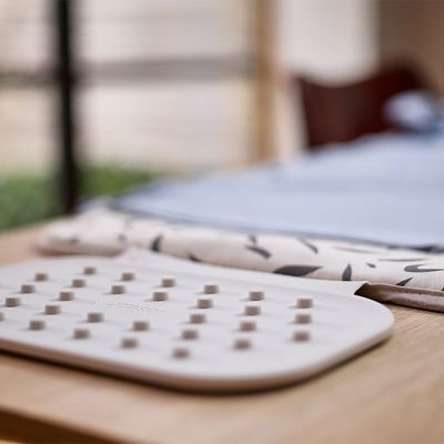 Joseph Joseph Swift™ Table Top Ironing Mat image(3)
