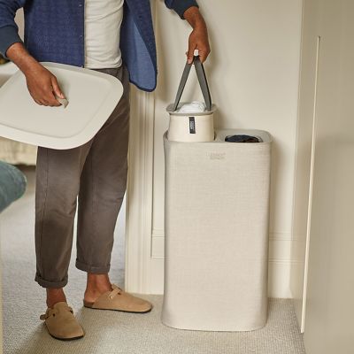 Joseph Joseph Tota 60L Laundry Basket Ecru image(2)