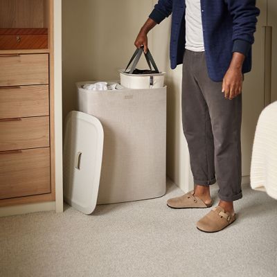 Joseph Joseph Tota 90L Laundry Basket Ecru image(2)