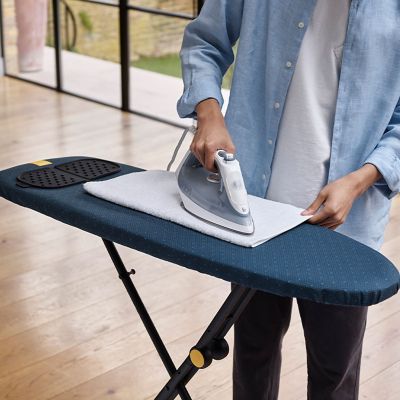 Joseph Joseph Glide Compact Plus Ironing Board Black/Blue image(2)