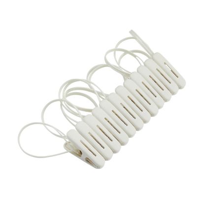 Lakeland Hanging Pegs – Pack of 12  image(2)