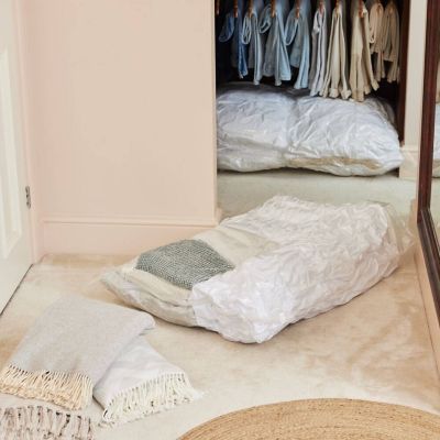 2 Lakeland Shrink & Store Cube Vacuum Storage Bags image(2)