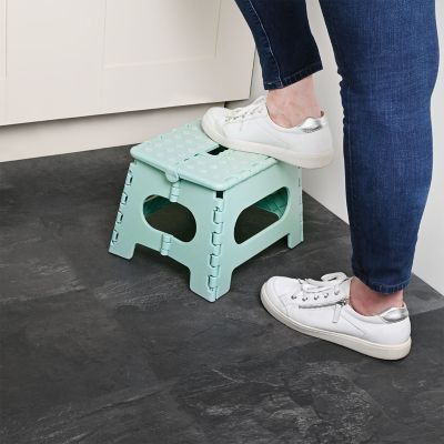 Lakeland Foldable Step Stool image(3)
