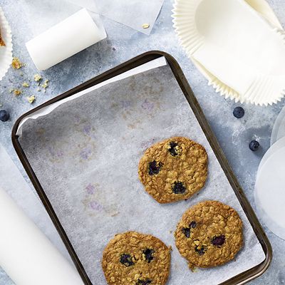 Baking Parchment Paper Roll In Cutter Box 30cm x 45m - (Image 2)