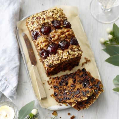 Country Fare Luxury Damson Cake 700g - (Image 2)