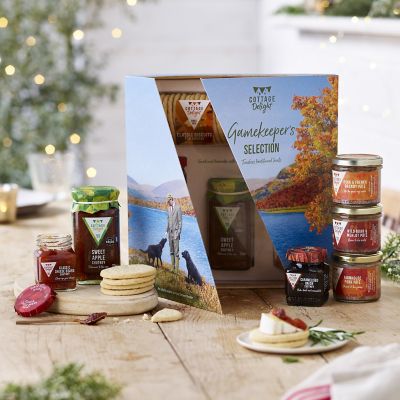 Cottage Delight The Gamekeeper’s Selection Food Gift Set alt image 4