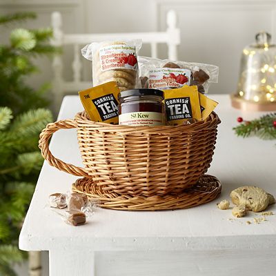 St Kew® Cornish Teacup Hamper image(2)