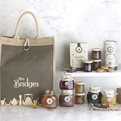 Mrs Bridges® Classic Hamper image(1)