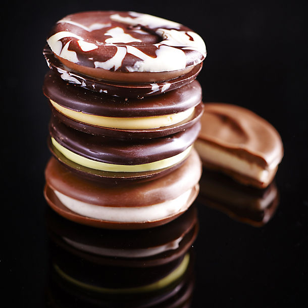 Thomas & Grace® Chocolate Macaroons image(1)