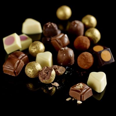 T&G Large Luxury Chocolate Assortment image(1)