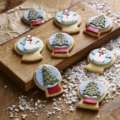 Shortbread Snow Globe Kit image(2)