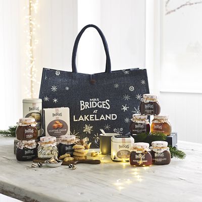Mrs Bridges Ultimate Christmas Hamper - (Image 2)