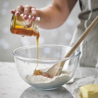 Lakeland Make-Your-Own Gingerbread Cottages Kit image(3)