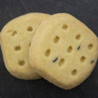 Short and Sweet Shortbread With Lavender image(2)