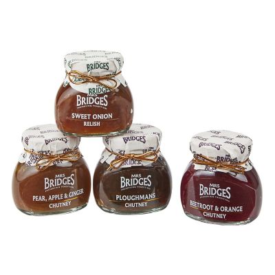Mrs Bridges Cheeseboard Selection Gift Set - (Image 2)