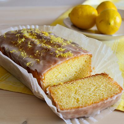 Lakeland Lemon Drizzle Cake Kit image(2)