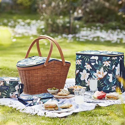 Summerhouse Java 4-Person  Picnic Basket Cooler image(4)