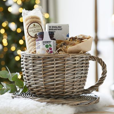 Lakeland Teacup & Saucer Wicker Hamper - (Image 3)