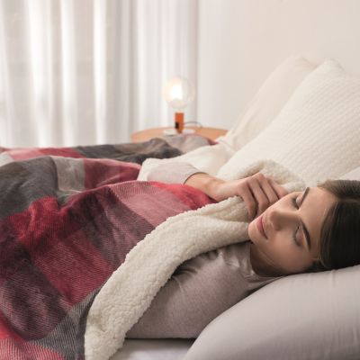 Velvety Electric Heated Throw Grey and Red Check – 135 x 180cm - (Image 2)