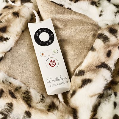 Leopard Print Faux Fur Heated Throw – 120 x 160cm - (Image 3)