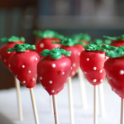 Knightsbridge PME Candy Buttons Red 340g image(2)