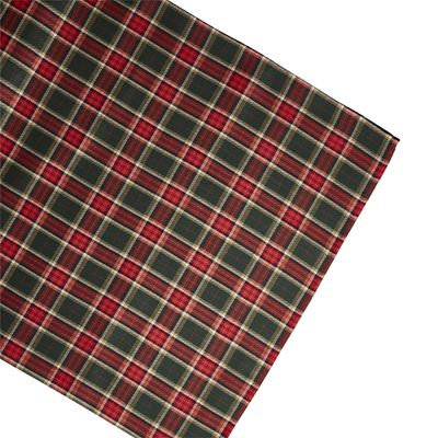 Le Chateau Easy-Care Rectangular Tablecloth Tartan 132 x 228cm image(3)