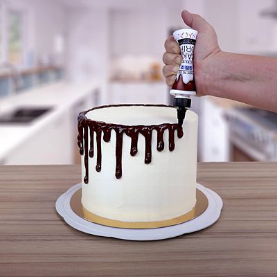 PME Ready-to-Use Cake Drip and Drizzle – White Chocolate Flavour - (Image 3)