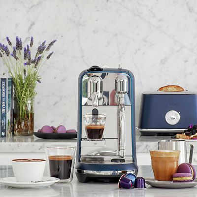 Nespresso Sage The Creatista Plus Coffee Machine Damson Blue SNE800DBL image(2)